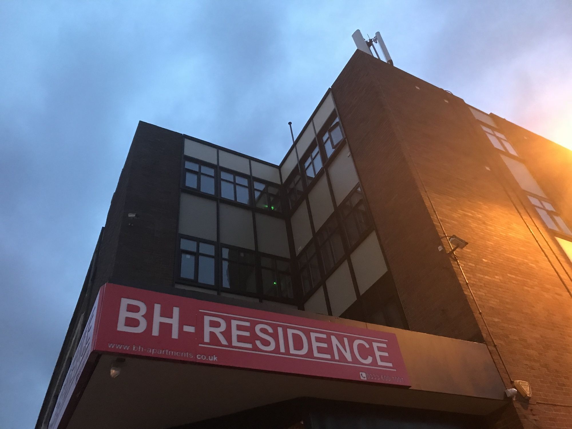 Bh Residence Бирмингам Екстериор снимка